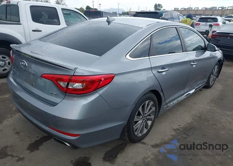 2015 Hyundai Sonata Sport z USA, uszkodzony, nr VIN 5NPE34AF6FH243590